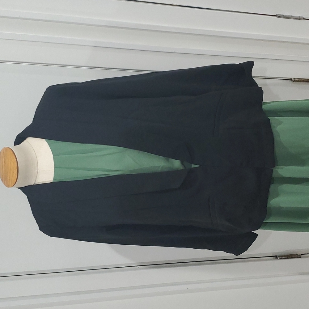 JustFab Oversized Black Lightweight Blazer – NEW with Pleats, Workwear